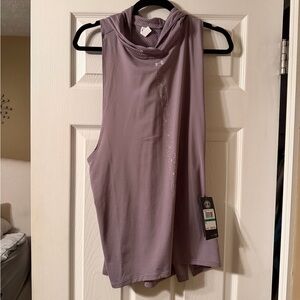 NWT‼️Under Armor Lavender Mesh Hooded Performance Tank